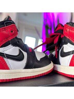 Nike Sky Jordan 1 Baby/Toddler Sneakers “Chicago” Red Black White Retro sz(3-C)